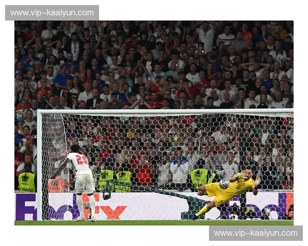 多纳鲁马多次关键扑救 力保巴黎二月防守数据位居前列